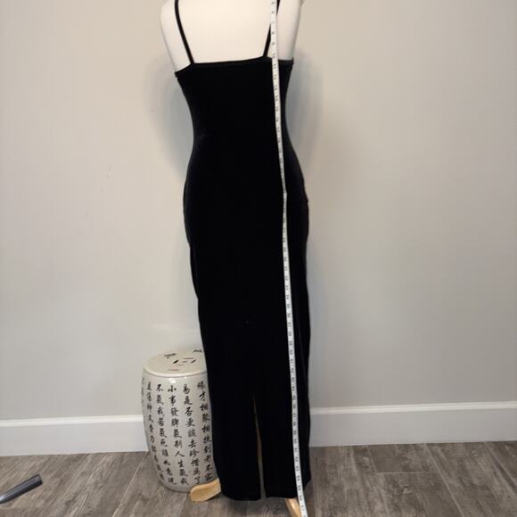 Vintage 90s Jump Black Stretch Velvet Spaghetti Strap Column Gown Back Vent 5/6 - Picture 7 of 13